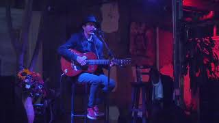 Conozco un lugar - Lucho (live)
