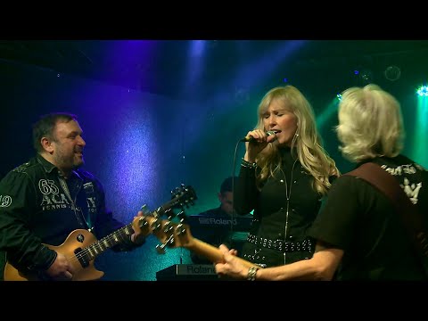 Ravenhard - Movin' On (LIVE session @ Melodka 10.1.2022)