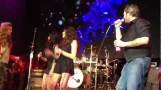The Voice Season 3 Wrap Party Blake Play That Funky Music (White Boy)