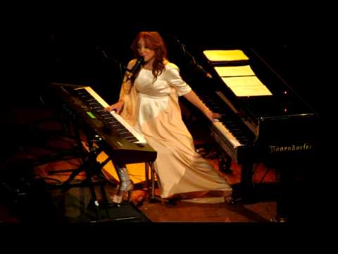 Apollos Frock video
