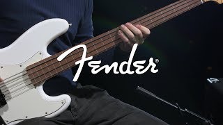 Video thumbnail for Fender Player Jazz Bass Fretless PF, Polar White | Gear4music demo by Gear4music Guitars