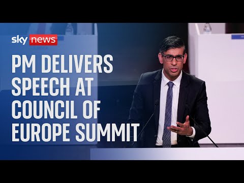 PM delivers speech at Council of Europe summit in Iceland