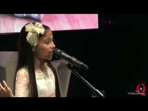 Melani 11 años "Think of Me".(El Fantasma de la Ópera)