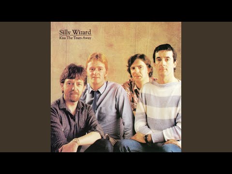 The Queen Of Argyll - Silly Wizard