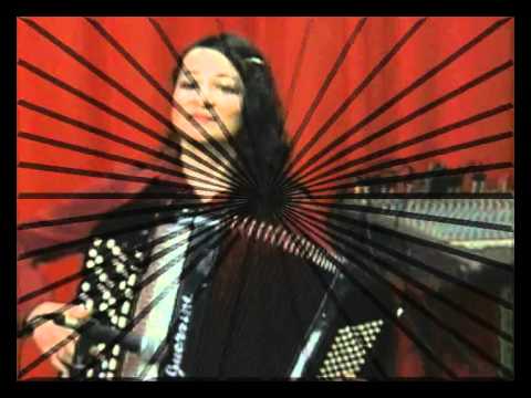 Danijela Predic - Danijelino kolo - (LIVE)