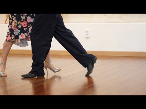 Xion y Hyemi | "Poema" by Orquesta Romantica Milonguera