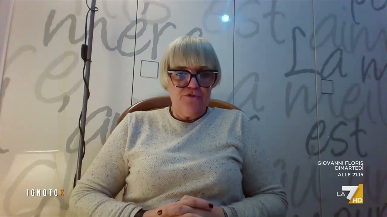 Aurora uccisa a tredici anni dall'ex fidanzato, il dolore della madre: "L’ultimo saluto le è ...