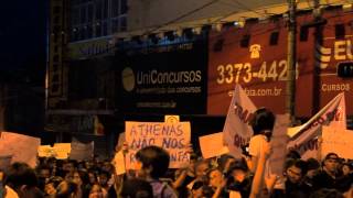 preview picture of video 'Início da passeata em São Carlos 21/junho/2013'