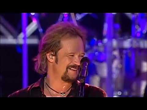 Travis Tritt - Between An Old Memory and Me