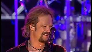 Travis Tritt - Between An Old Memory and Me