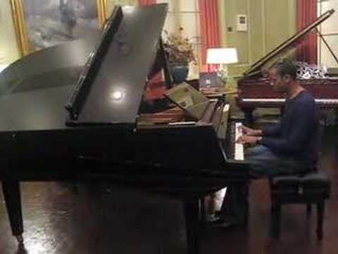 Mike Jellick plays Honeysuckle Rose @ Steinway Hall NYC