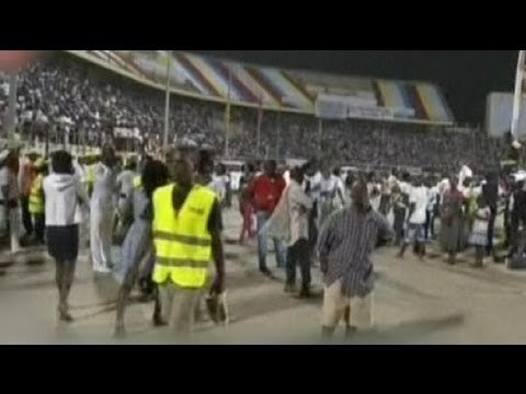 Angola. Veglia di preghiera nel sangue a Luanda