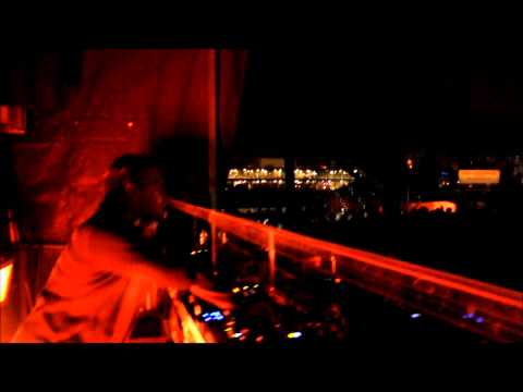 Joel Mull Live @ Igloofest 2011