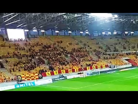 "W mieście Białystok, W tym w którym żyję.." - hymn Jagielloni przed meczem ze Stalą Mielec 12.09.22