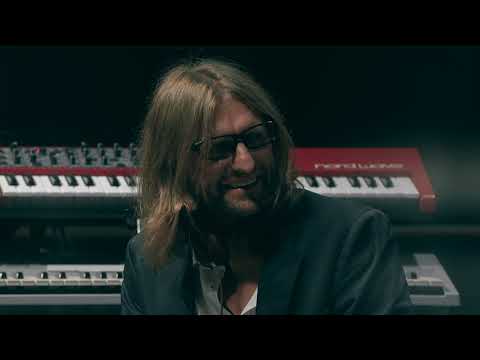 Przytul Mnie (S. Łosowski) - T. Fuller, L. Możdżer, L. Danielsson, B. Janke, V. Monteur, Collegium F