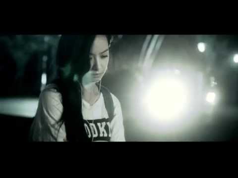 f(x) Victoria & Exo Tao 'If You Walk Away' MV