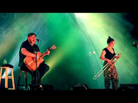 LlOYD SPIEGEL "Killing Floor/Howlin'Wolf" Acoustic BLUES Master Montréal JAZZ Festival Canada 2023