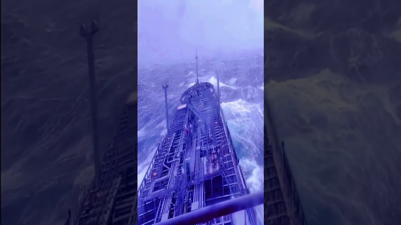 How life is like at the North Sea #northsea #ship #waves