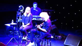 Brian May & Kerry Ellis - Dust In The Wind (live in Romania, 14.03.2016)