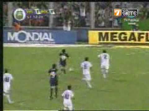www.tucumanalas7.com.ar: Velez 4 - Boca 4  (Por Araujo) - Clausura 2010