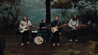 Roseburg - The Earth (Official Video)