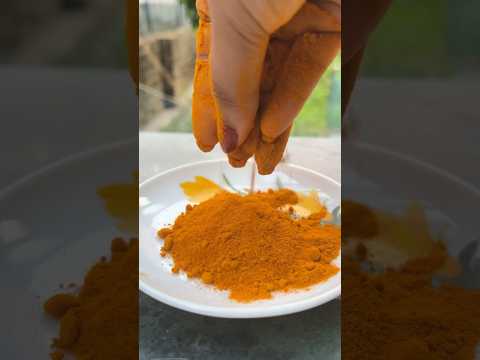 Fresh Ground Holud Gura