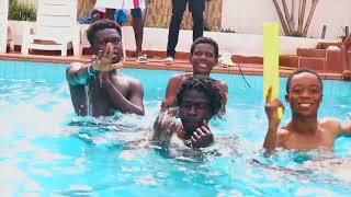 Download lagu Lykerz Jt - Yen Da feat Classic Ozil, Addi Waanie ( video) mp3