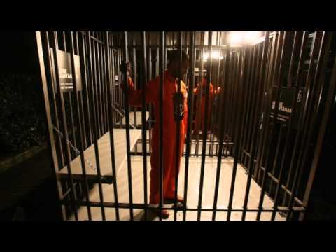 Look ~ Bounty Killer (Reggae Gold 2000)