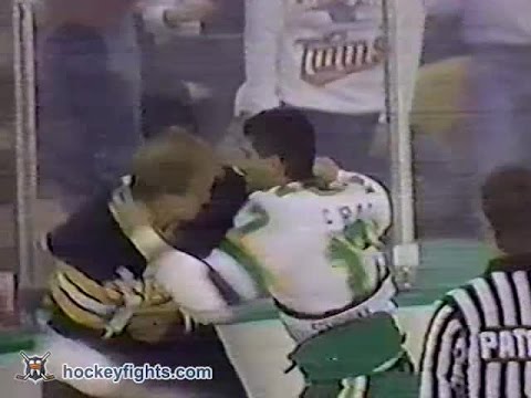Willi Plett vs Basil McRae