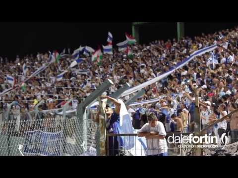 "El aliento del hincha de Vélez en San Luis" Barra: La Pandilla de Liniers • Club: Vélez Sarsfield