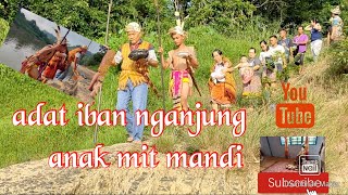 Download lagu Nganjung anak mit mandi.rumah ekau nanga mujong mp3 Download lagu Nganjung anak mit mandi.rumah ekau nanga mujong mp3
