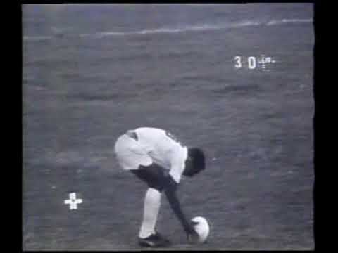 Guarani 2 x 2 Santos 1974 útimos gols de Pelé pelo Santos