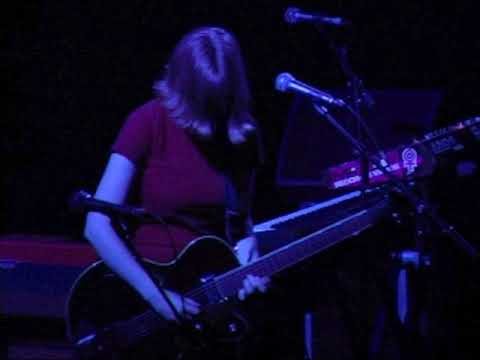 Electrelane  24/11/07  Paris, Trabendo