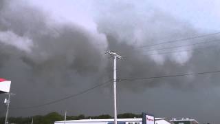 preview picture of video 'SCWISvrWx Chasers - Squall line storm moving into Beaver Dam, Wisconsin'