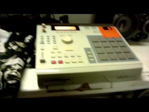 OktoBeats - Opera (on akai mpc 2000)