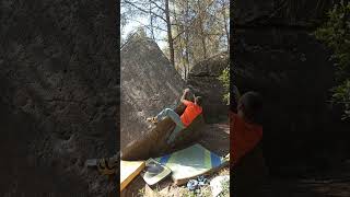 Video thumbnail de Problem 7 (Boulder 3, Clàssic - Tallafocs). Salvanebleau