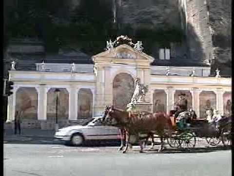 Mozart City Tour - Sightseeing in Salzburg (Austria)