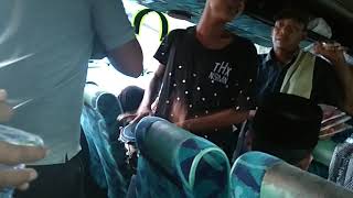 preview picture of video 'Pengamen di bus bikin santri merinding'