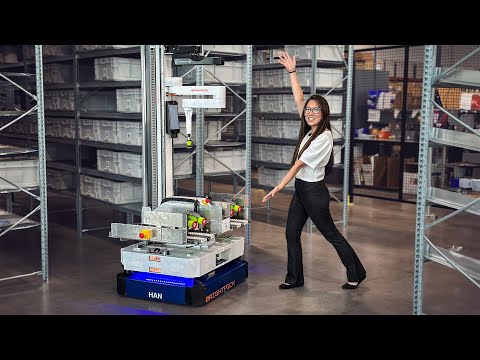 Demo of AI robots for order picking (fully automated warehouse) | Brightpick