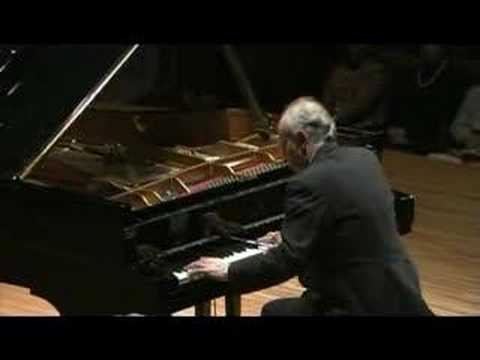 Pollini plays 2 preludes by Debussy as encores in Japan