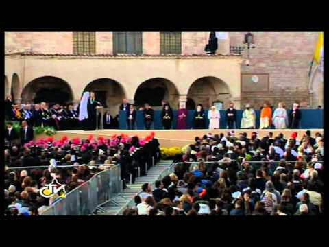 Benedetto XVI at Assisi 27.10.2011. Conclusion ceremony and the tomb of St. Francis