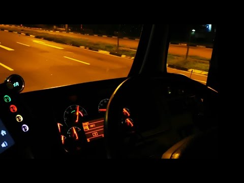 [SBS Transit] Volvo B9TL Redline ZF Topodyn Kickdowns with Loud Radiator!