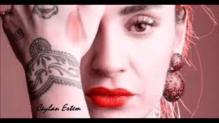 Ceylan Ertem - Bugünüm sensiz geçti