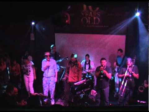 MaraQYa feat. Lou Benny - Intimni odnosi (Live in Bitef, 12.5.2011.)