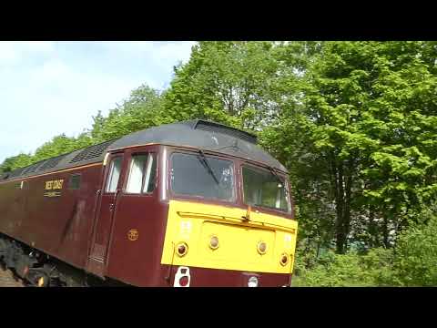 ex-ROG 47812 and 47826 absolutely thrash Sowerby Brdge with 2 tones n clag on 1Z80 Leeds to Carlisle