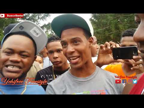 El Lobo vs Mr Muaks Batalla de Freestyle en el parque de invivienda