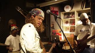 Kapiwolf - Love Prevails All live (Nest Audio Concert 3/5)