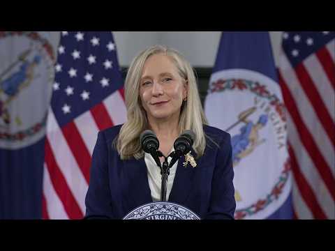 LIVE: Democrats respond to Trump's State of the Union address