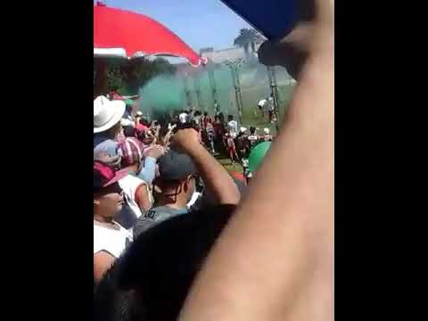 Defensores de colon vs campito