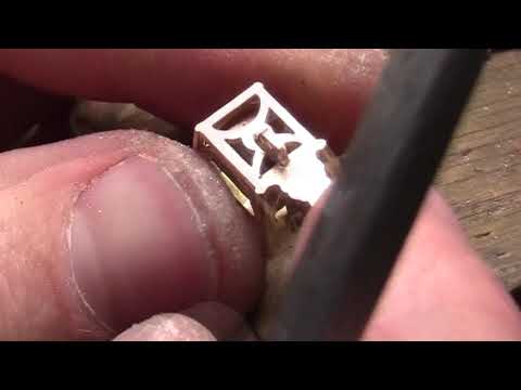 Fitting #earrings to earrings: Masterclass by #AlexKash